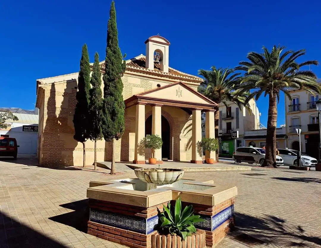 Iglesias y ermitas en Nerja — imagen 2