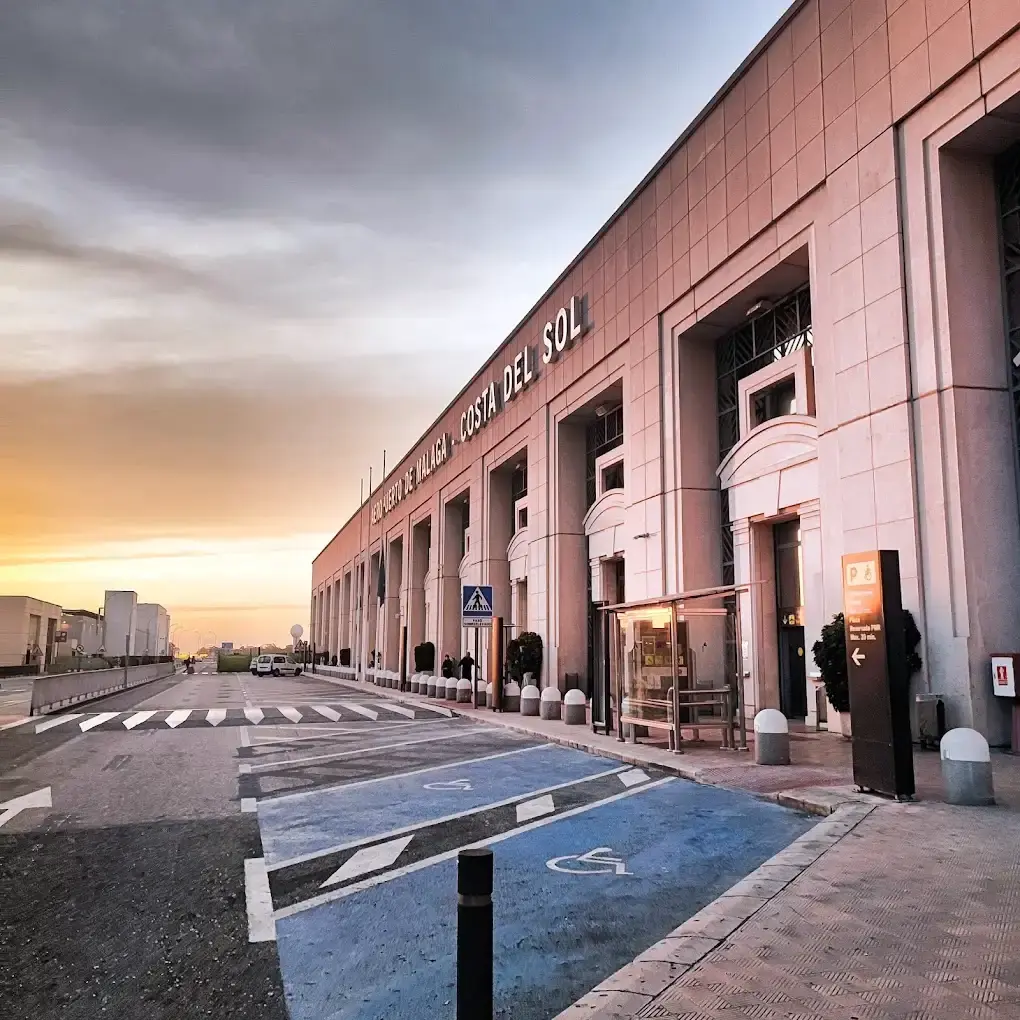 Transfer Nerja - aeropuerto