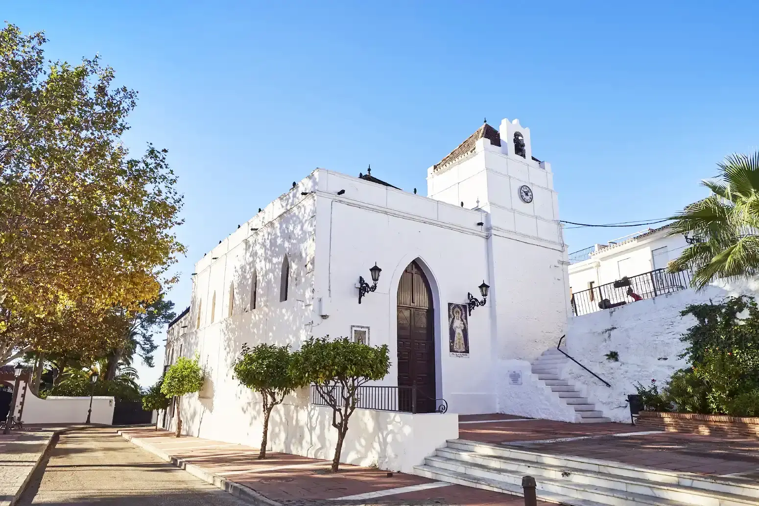 Iglesias y ermitas en Nerja — imagen 4