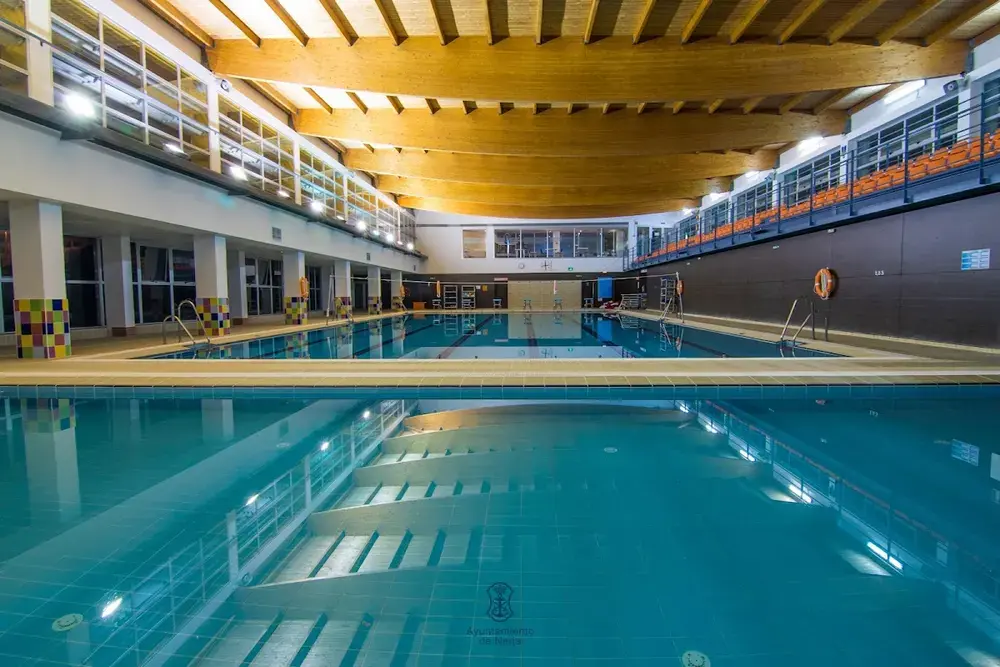 Piscina y Pabellón Cubierto Municipal