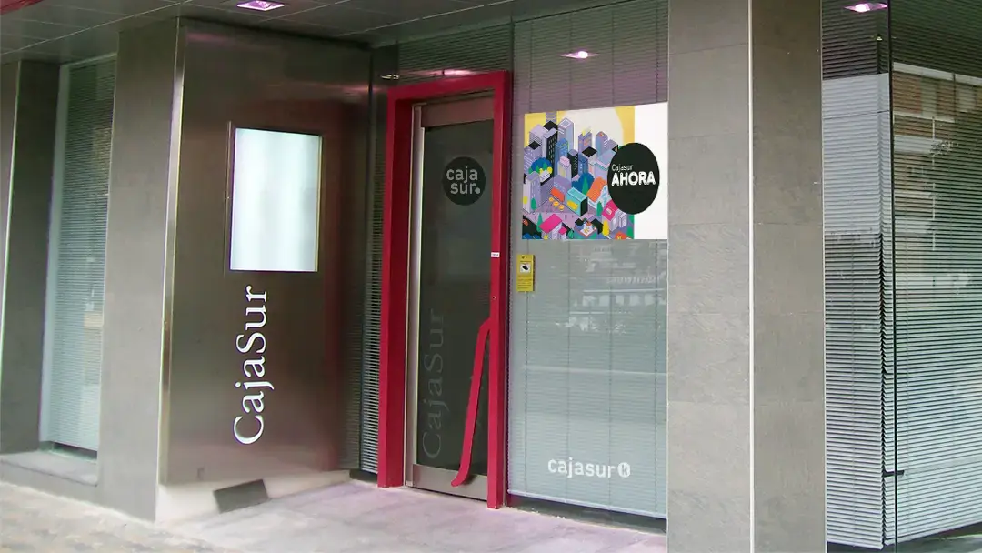 Bancos y cajeros en Nerja — imagen 1