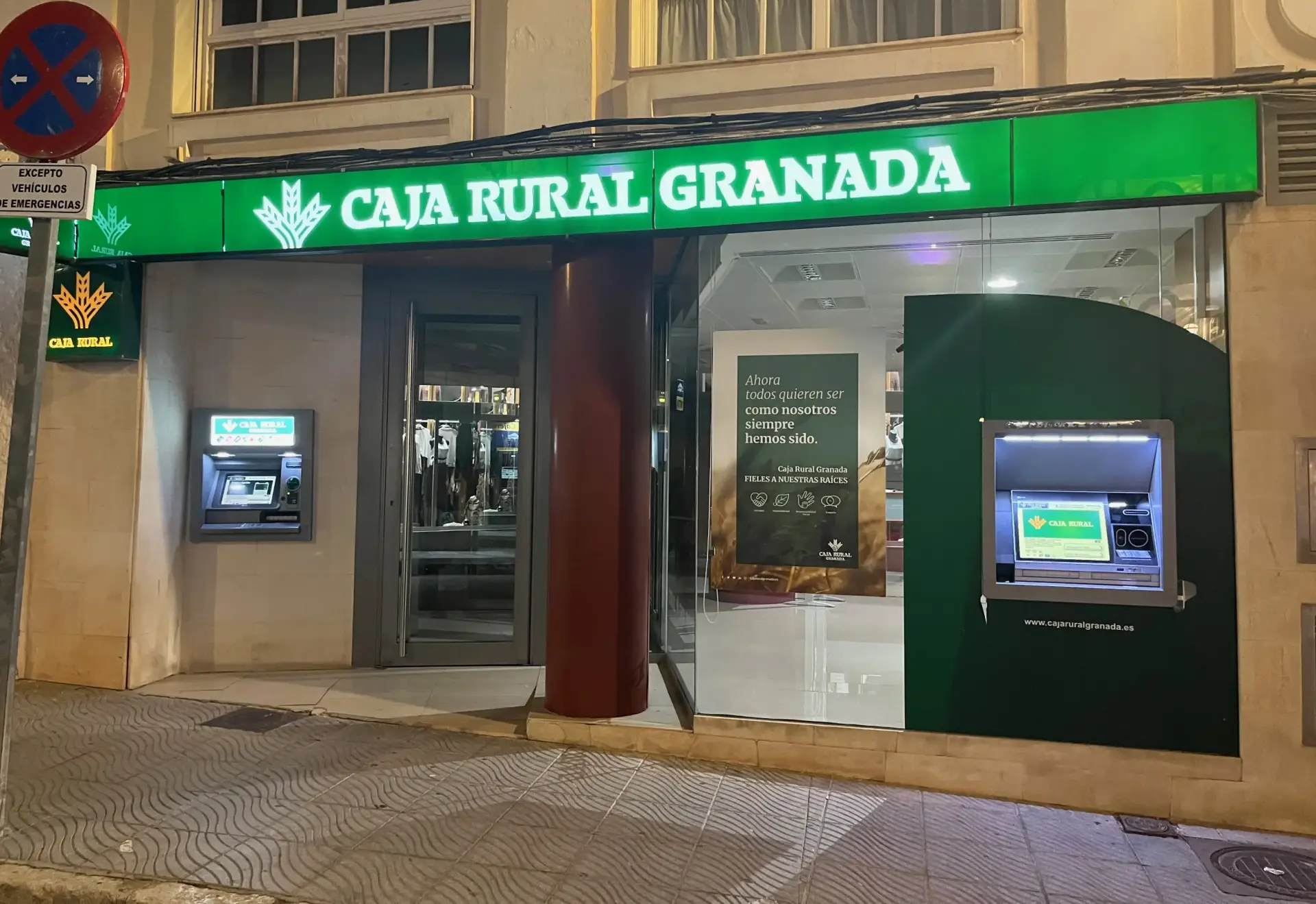 Bancos y cajeros en Nerja — imagen 2