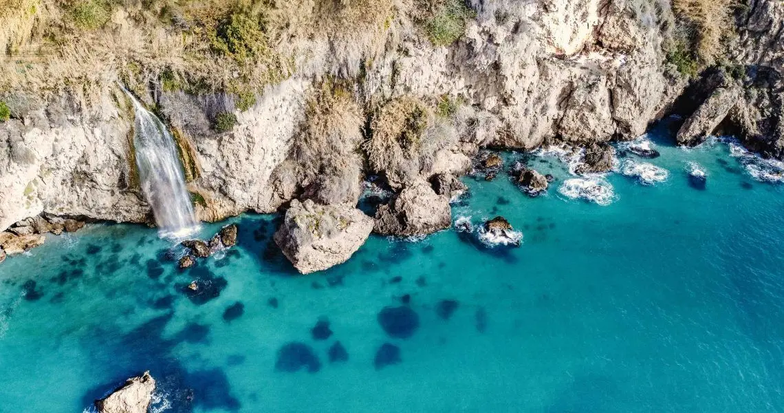 Calendario laboral de Nerja 2026